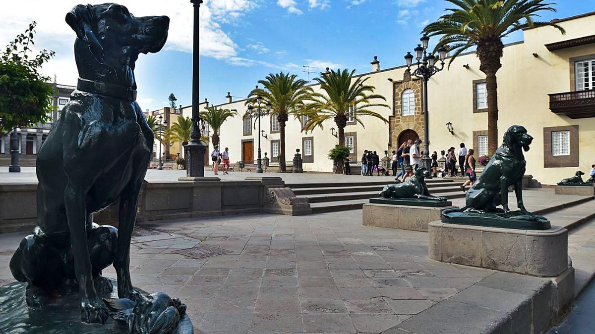 Santa Ana Square